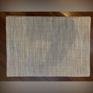 Set of 6 gold rectangular placemats